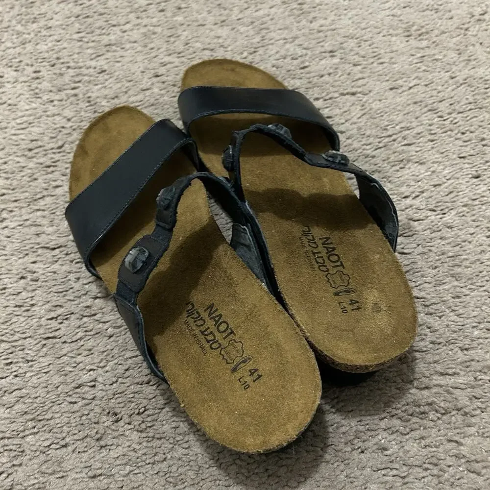 Naot ashley sandals